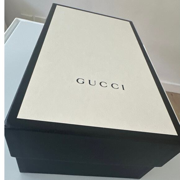 Gucci authentic shoe box perfect for a gift shoes storage home decor purse - Picture 5 of 10